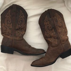Cowgirl boots-Justin Brand
